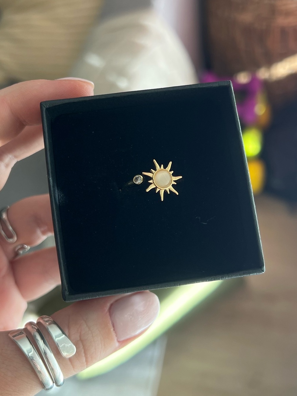 Gold Sunburst Ring with Cream Mother-of-Pearl Accent